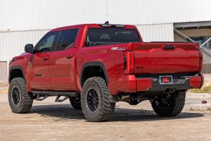 Toyota Tundra Suspension Lift Kit - Rough Country - 6-Inch - '22-'24
